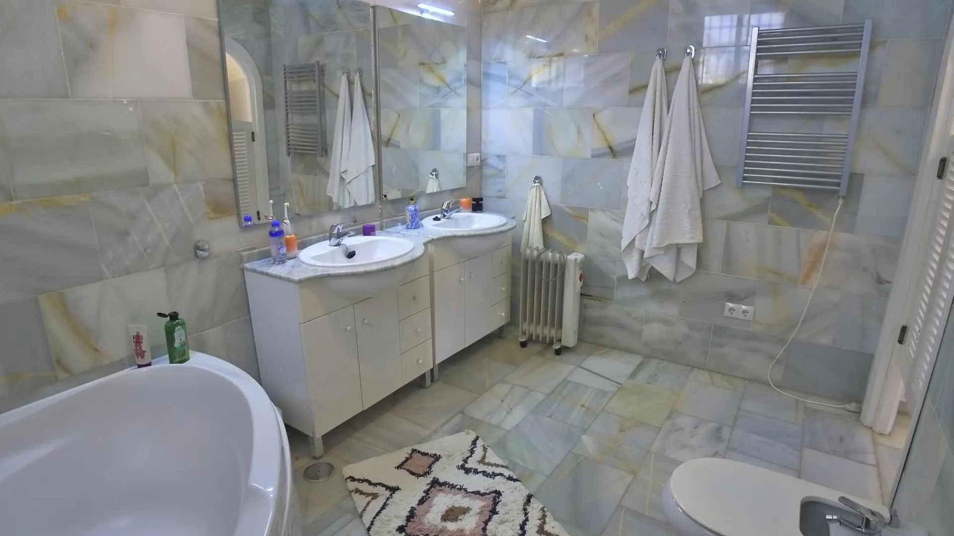 Villa Golondrinas - Private Villa To Sleep 6 Nerja Spain