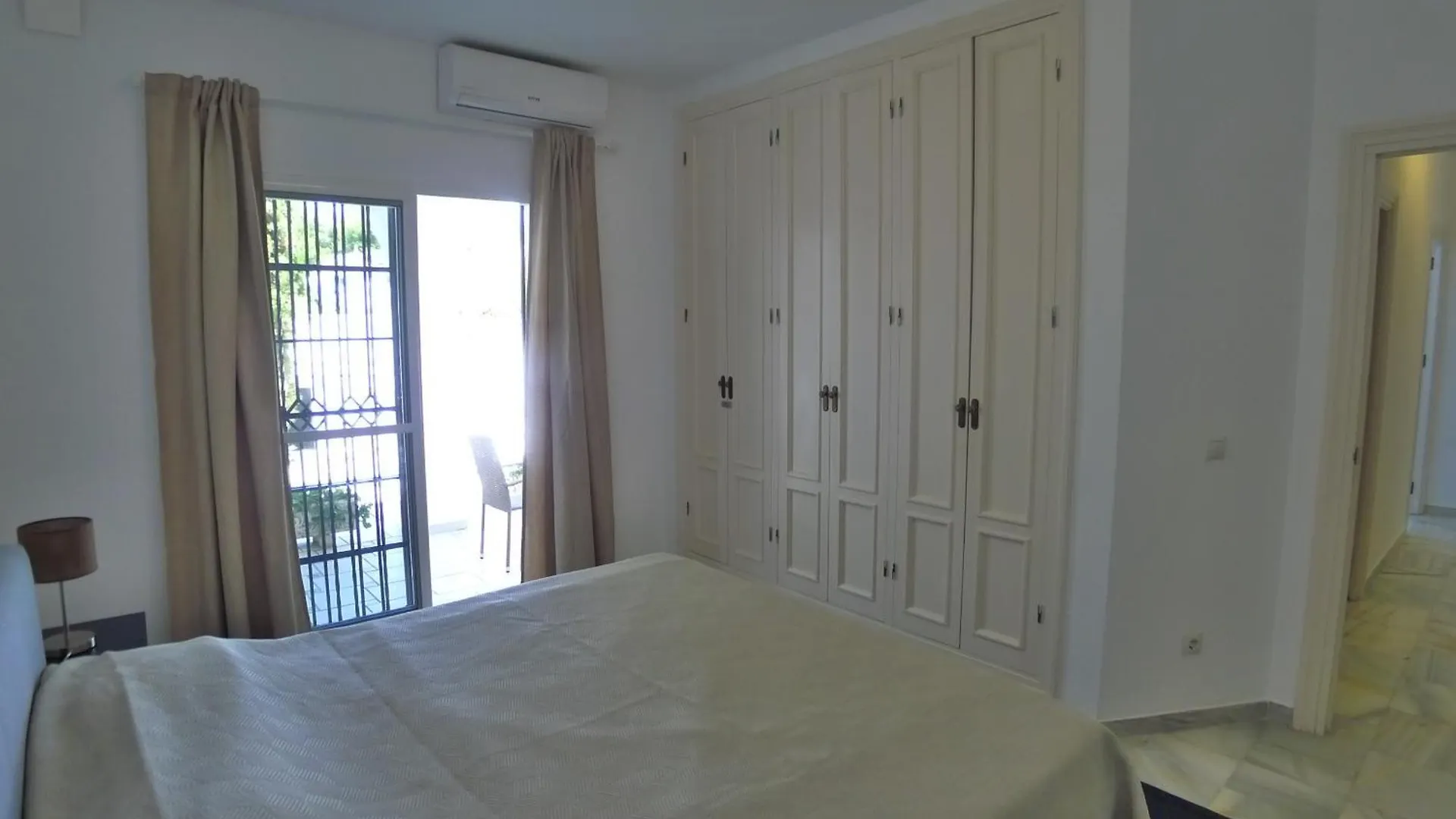 Villa Golondrinas - Private Villa To Sleep 6 Nerja Spain