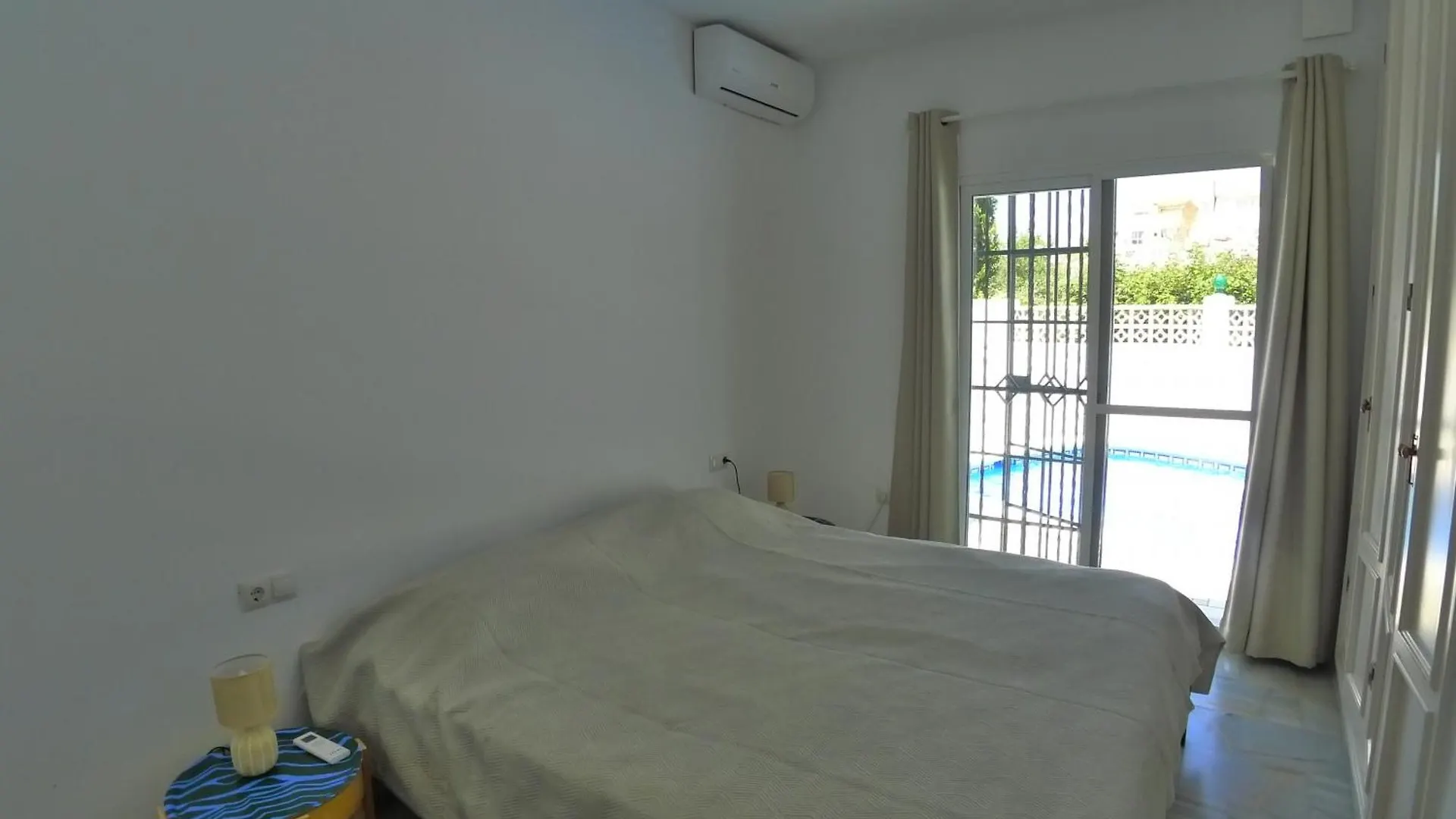 Villa Golondrinas - Private Villa To Sleep 6 Nerja